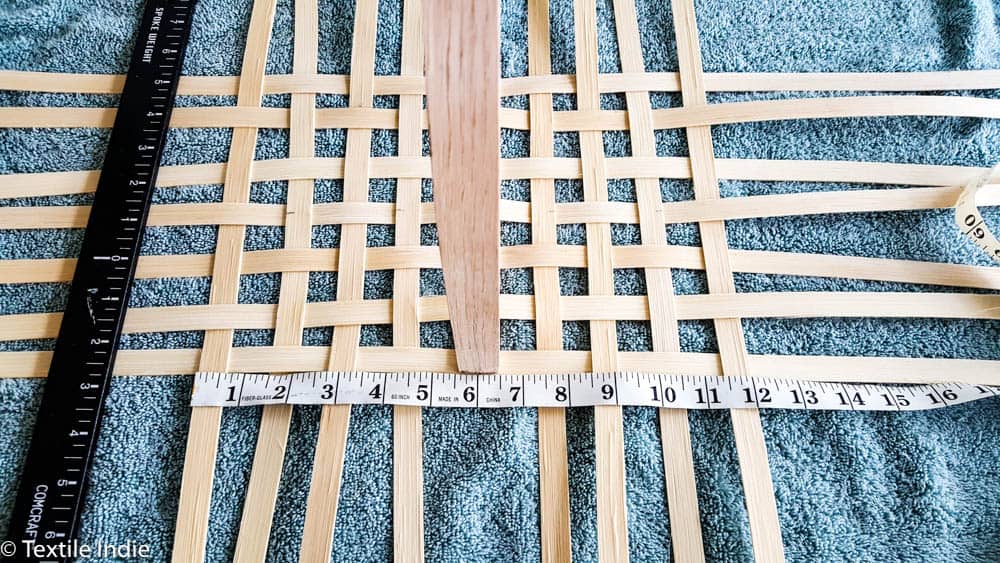 measuring the base of a basket 